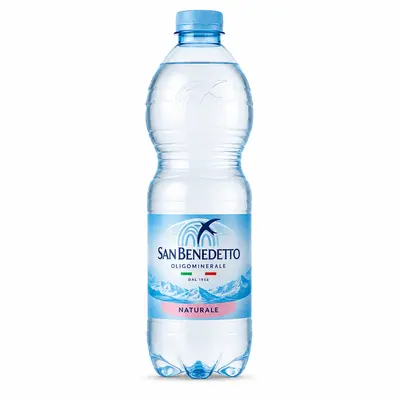 Acqua naturale
