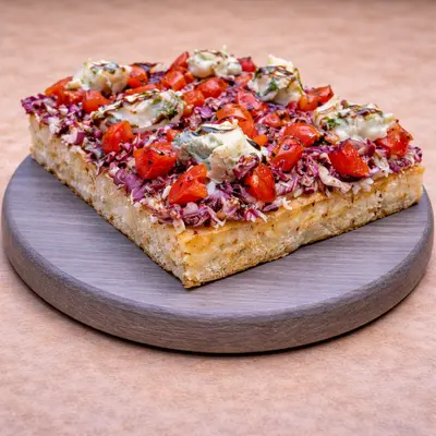 Radicchio, Pomodorini, Gorgonzola e Aceto Balsamico